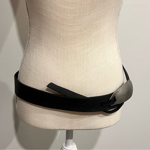 Free People Accessories - Free People Oyster Bay Leather Hip Belt Size Medium / Large